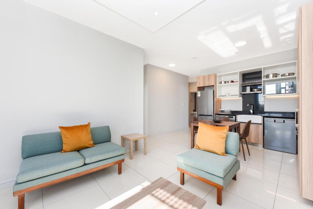 The Median Rosebank Luxury Apartment - Building With Generator Johannesburg Exterior foto